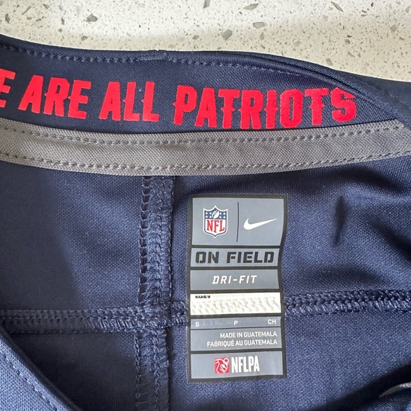 Women's small New England Patriots Tom Brady Nike Navy Retired Game Jersey - Picture 3 of 15